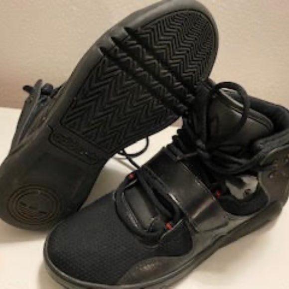 adidas Originals Roundhouse Mid "Black" - Picture 4 of 5
